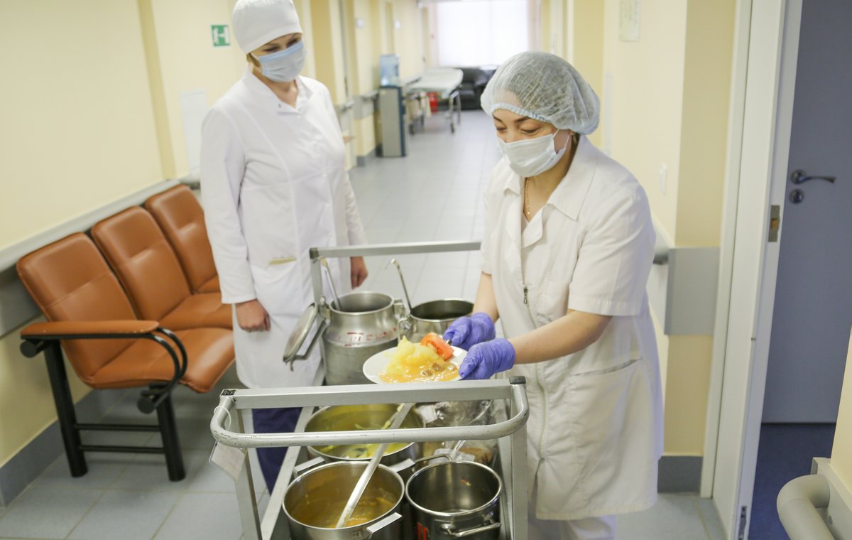 Об особенностях онкодиетологии, контроле качества и высоких требованиях к специалистам по питанию в Первой онкологической больнице города Москвы