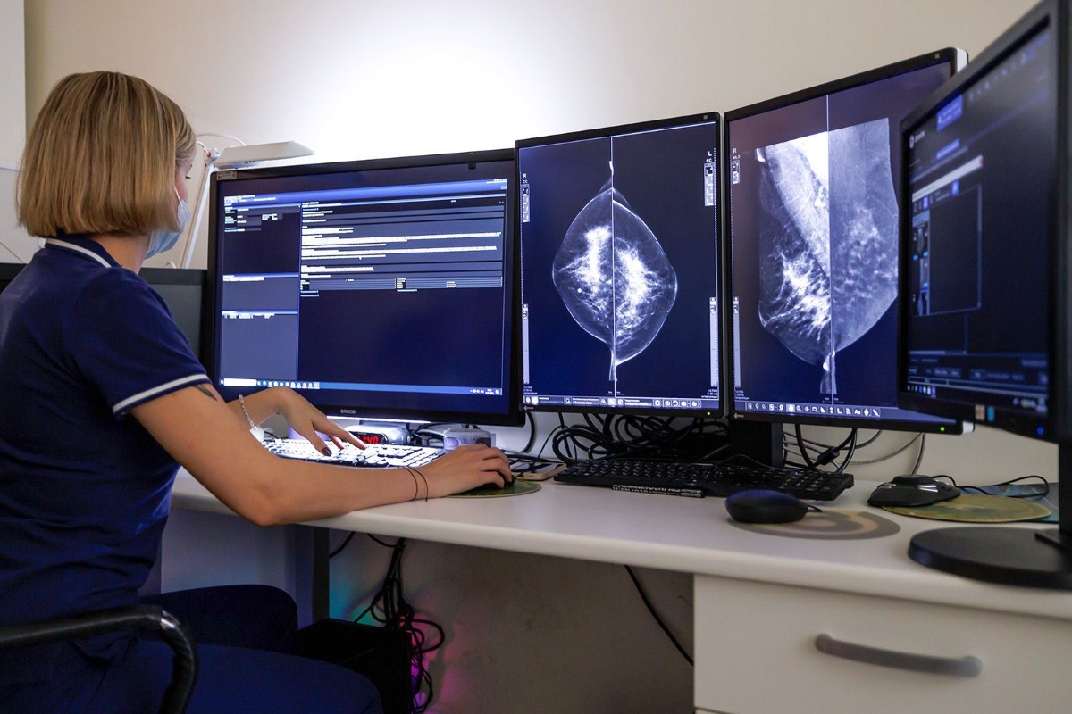 Собянин рассказал о результатах внедрения нового стандарта онкологической помощи